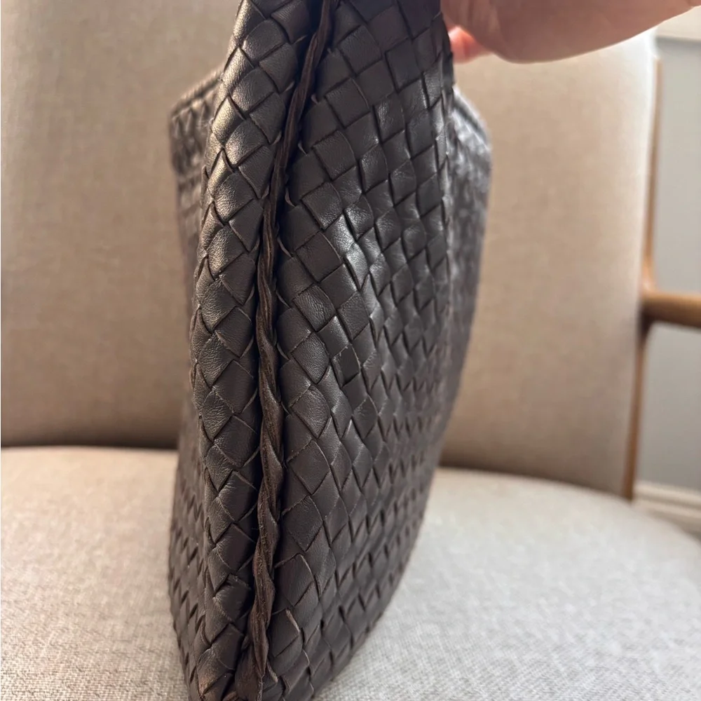 Bottega Veneta Chocolate Brown Nappa Intrecciato Medium Hobo Bag